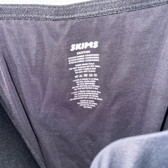 SKIMS Contour Lift Thong Bodysuit-Black 2x - Picture 6 of 7